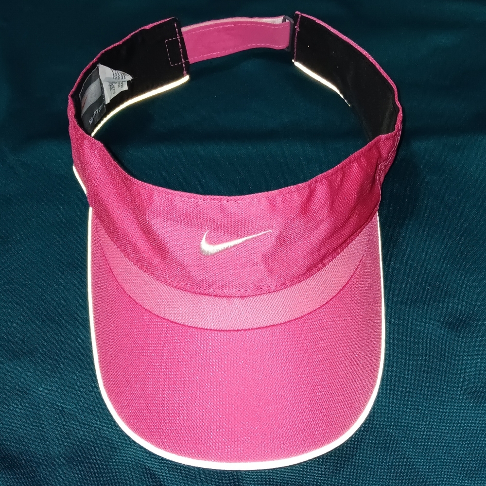 Y2K Nike Pink Fit Dry Pink & White Visor Hat Cap Vintage
